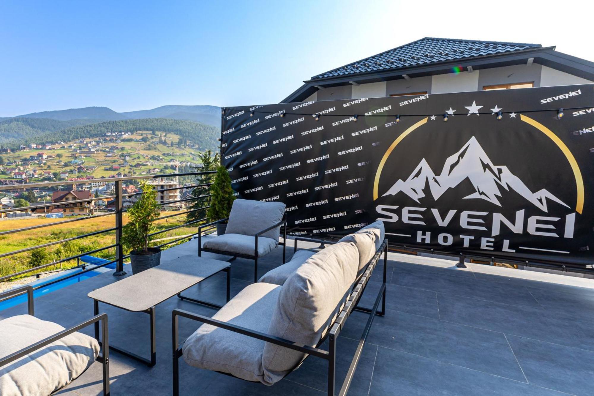 Севеней Готель Bukovel Exteriör bild